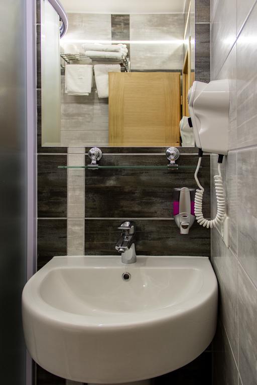 Motel Calypso Travnik Pokój zdjęcie